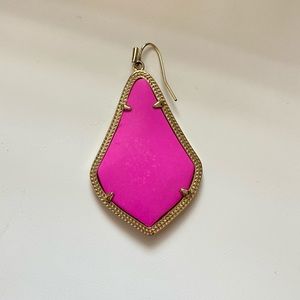 Kendra Scott Magenta Alexandra Earring